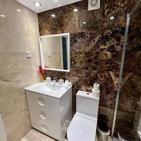 Prestige Iii Apartment