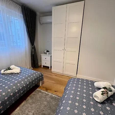 Prestige Iii Apartment